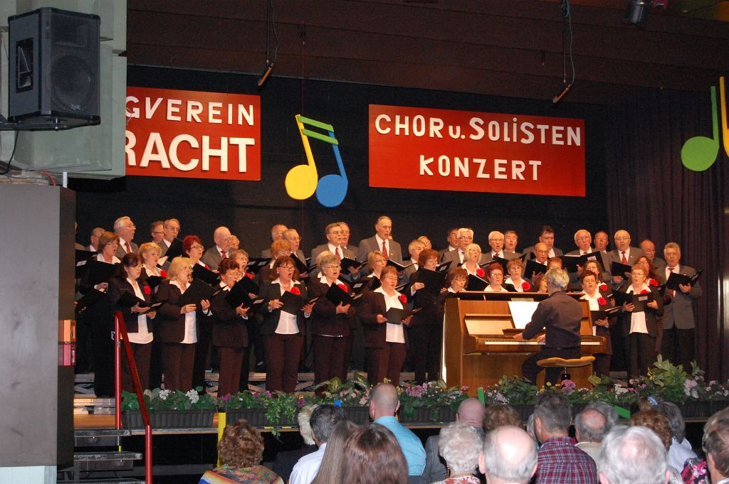 chor-und-solistenkonzert-140413_35